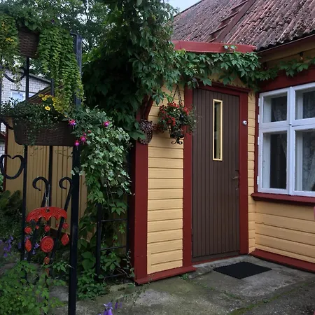 Romantic Seaside House Apartment